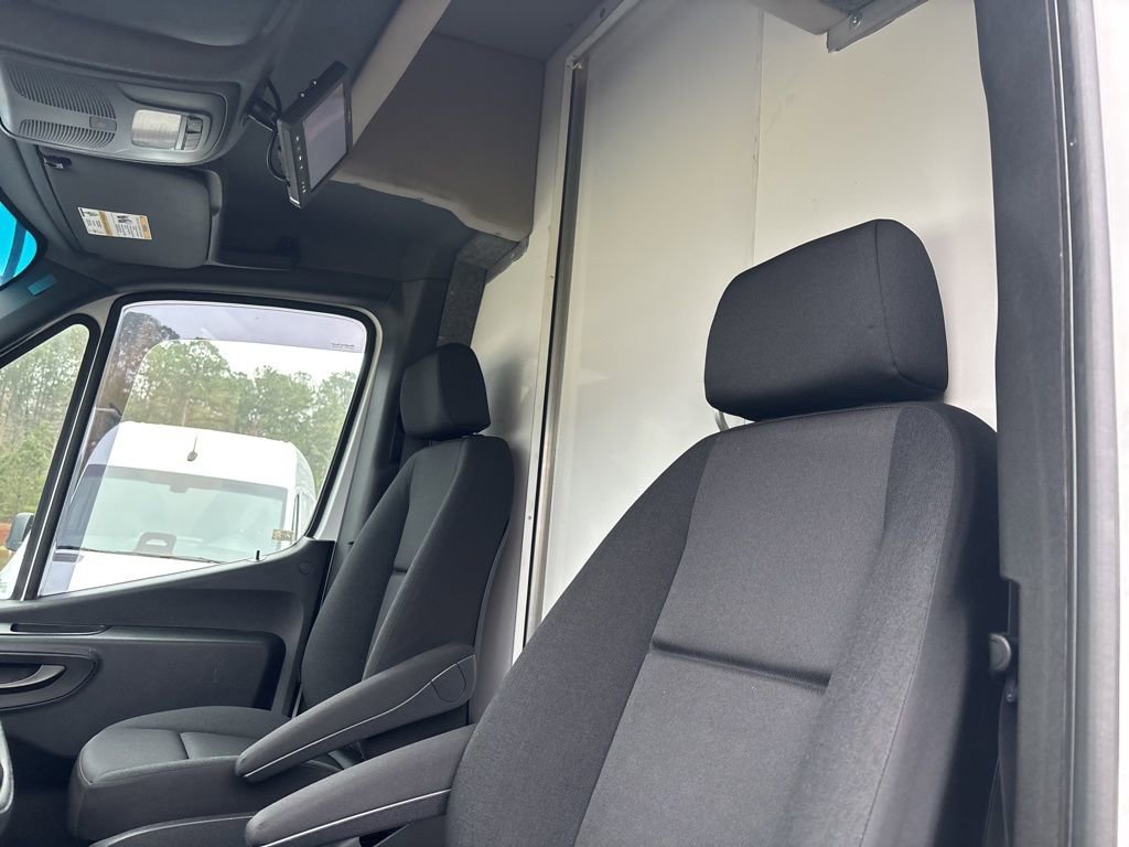 Used 2021 Mercedes-Benz Sprinter 3500 image 41