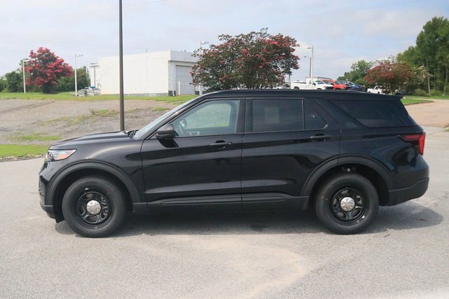 New 2025 Ford Explorer 4WD Police Interceptor image 4