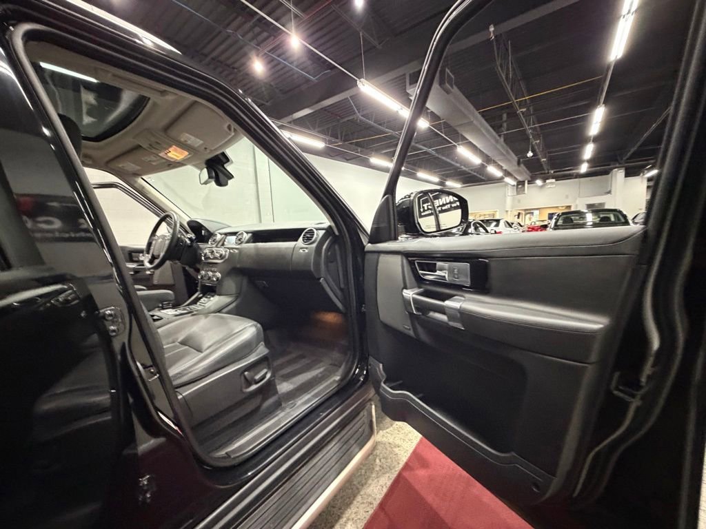Used 2016 Land Rover LR4 HSE LUX AWD/4WD image 41