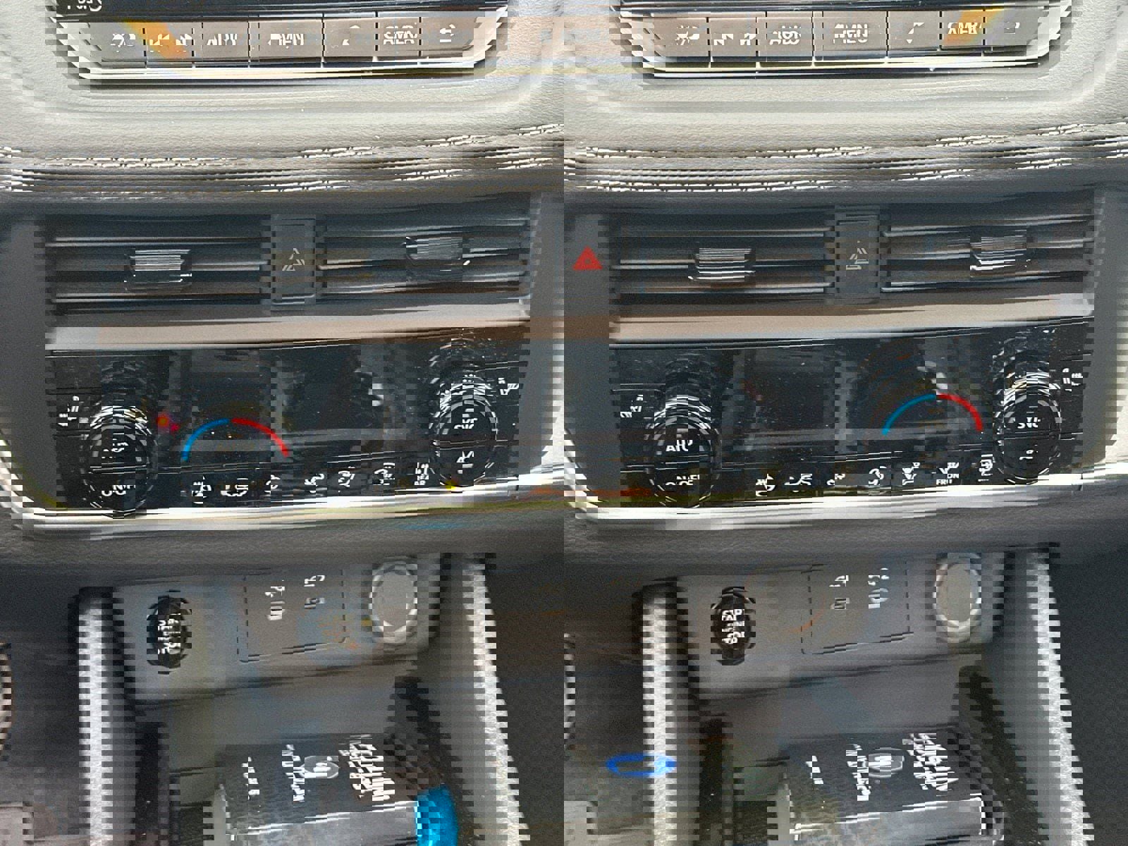 New 2026 Nissan Rogue Dark Armor image 30