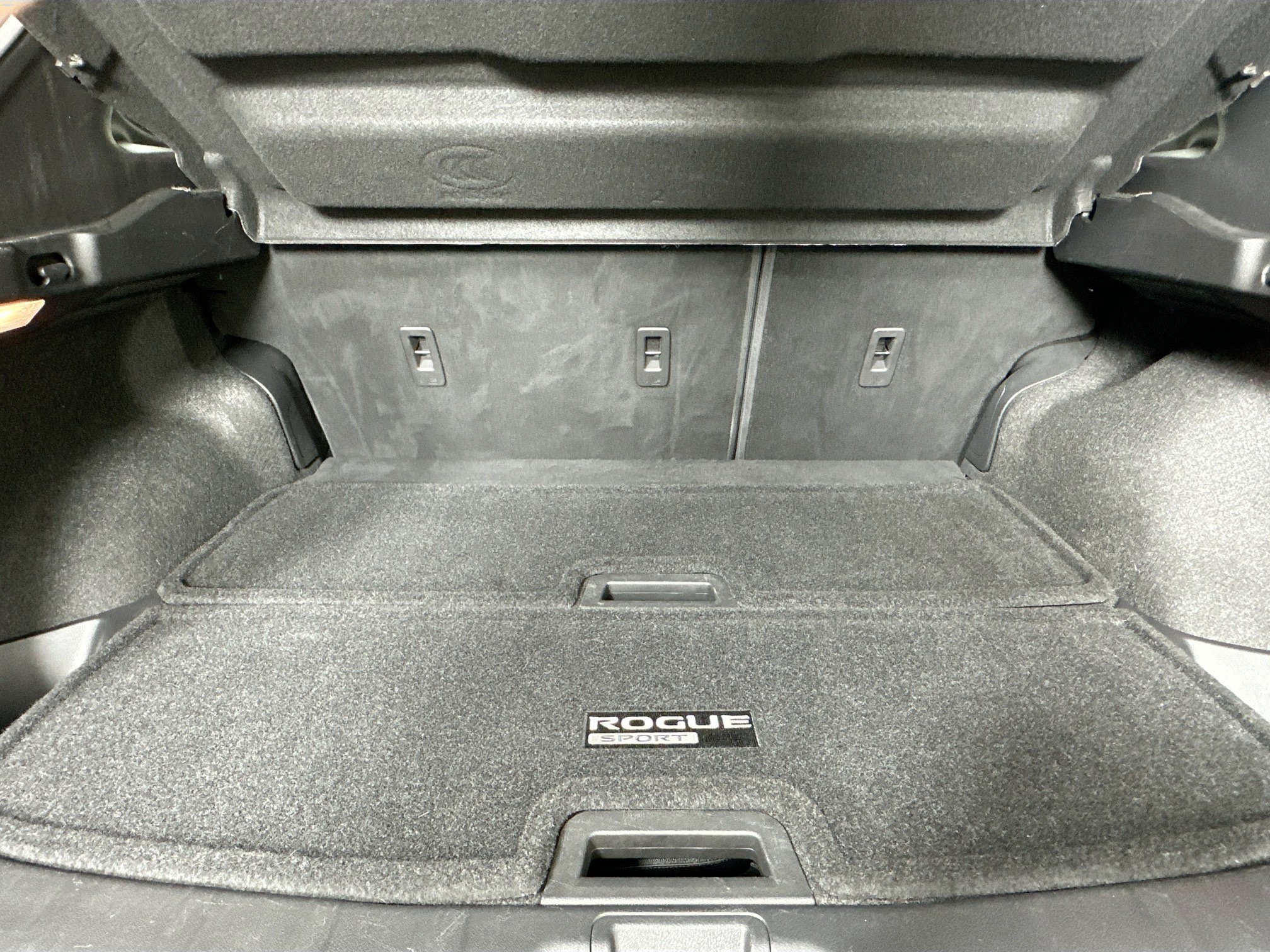 Used 2022 Nissan Rogue Sport SV FWD image 24
