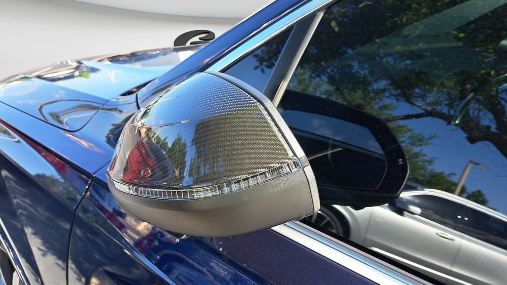 Used 2021 Audi SQ7 Prestige w/ Prestige Package image 4