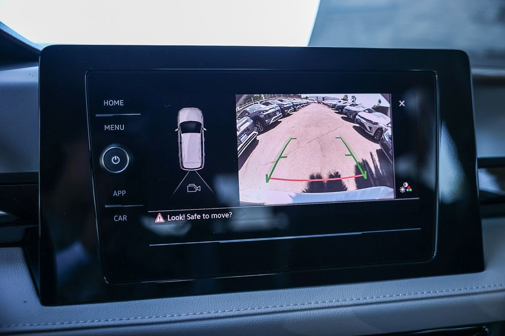 New 2025 Volkswagen Taos S image 34