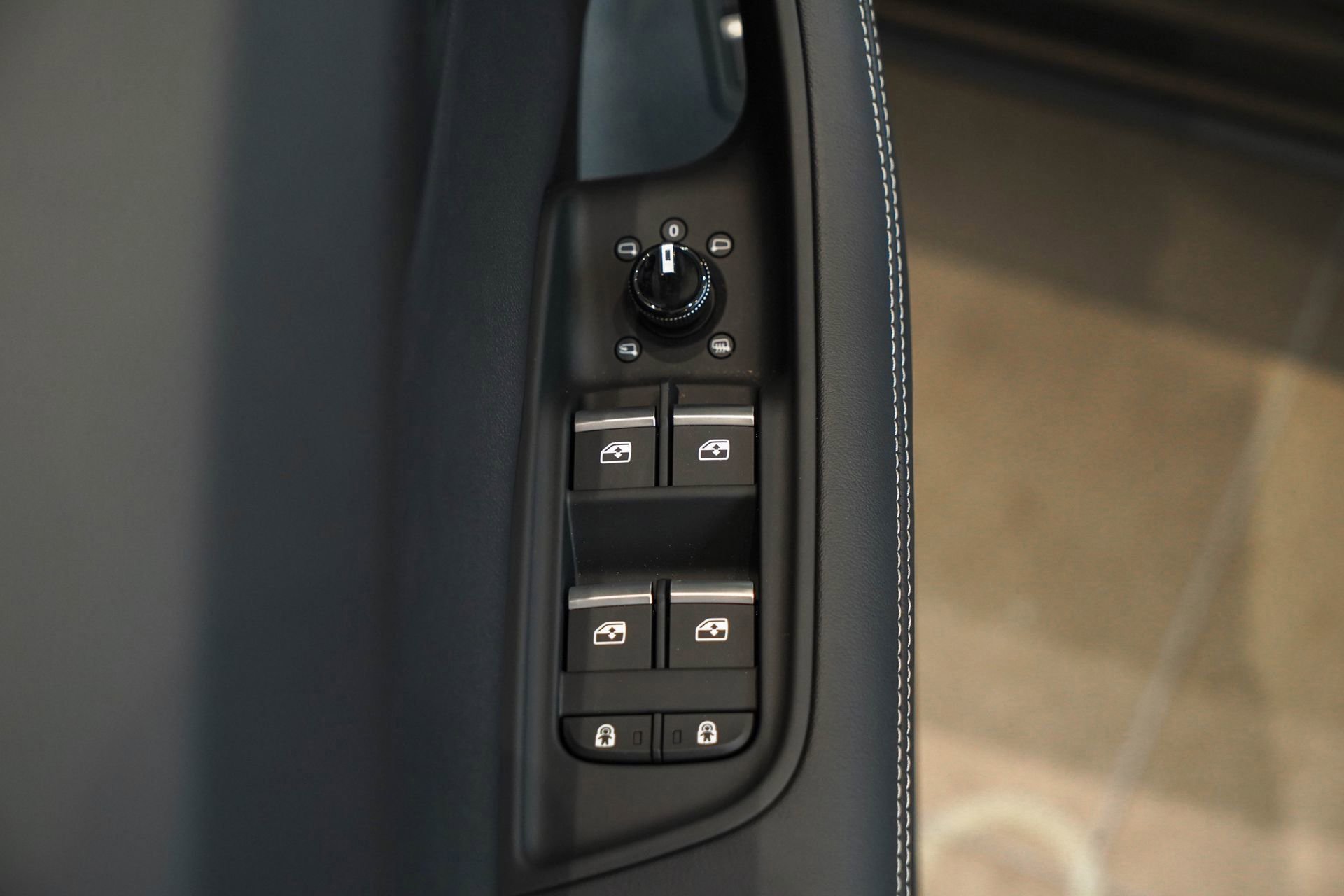 New 2025 Audi Q8 Premium Plus image 31