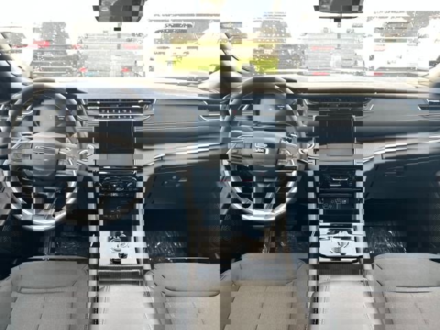 New 2025 Jeep Grand Cherokee L Laredo image 9