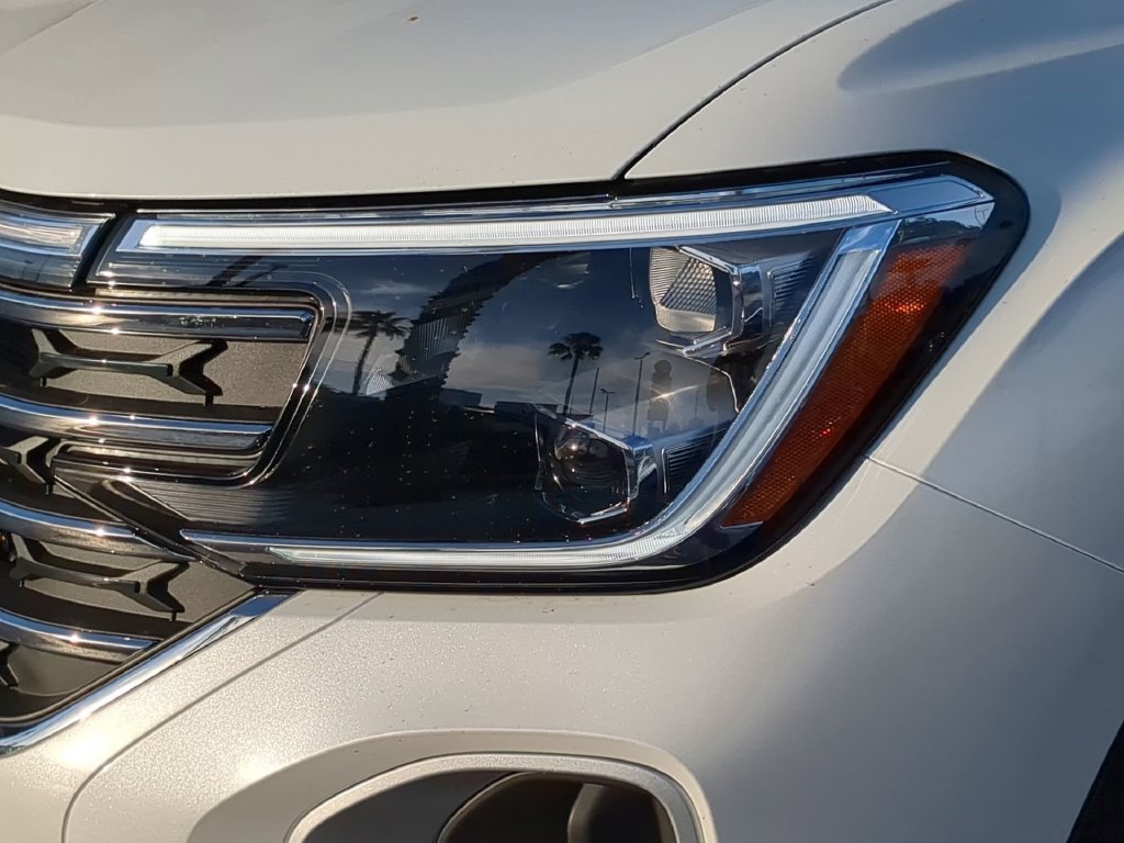 New 2026 Volkswagen Atlas SE FWD image 7