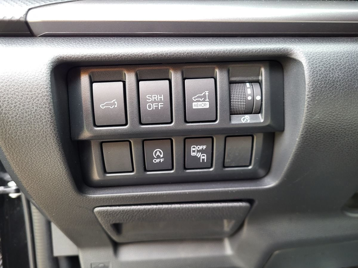 Used 2021 Subaru Forester Premium AWD/4WD image 29