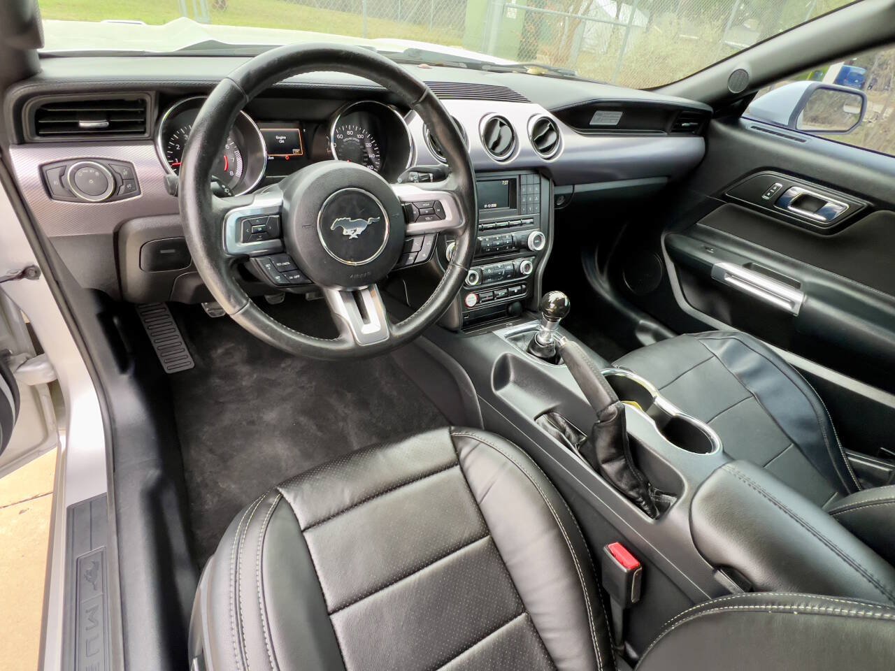 Used 2016 Ford Mustang GT RWD image 24