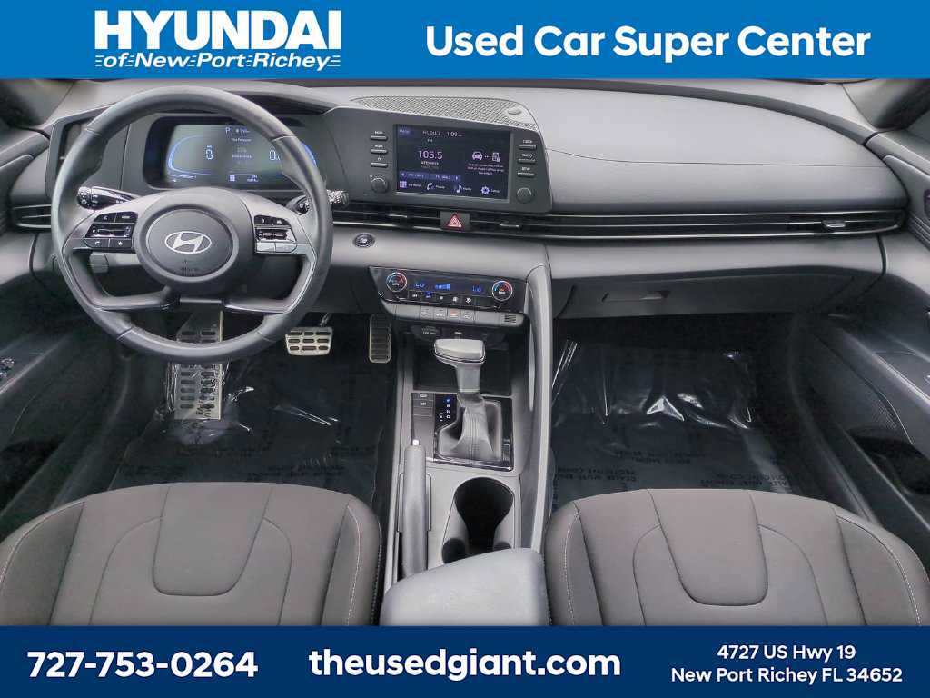 Used 2025 Hyundai Elantra Sport FWD image 15