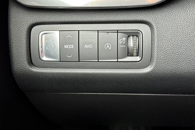 New 2026 GMC Acadia Elevation w/ Super Cruise Package image 33