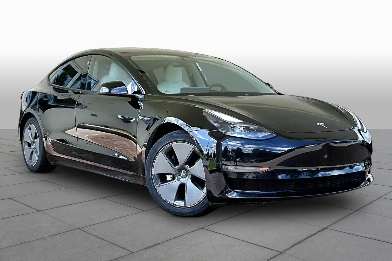 Used 2021 Tesla Model 3 Standard Range Plus RWD image 2