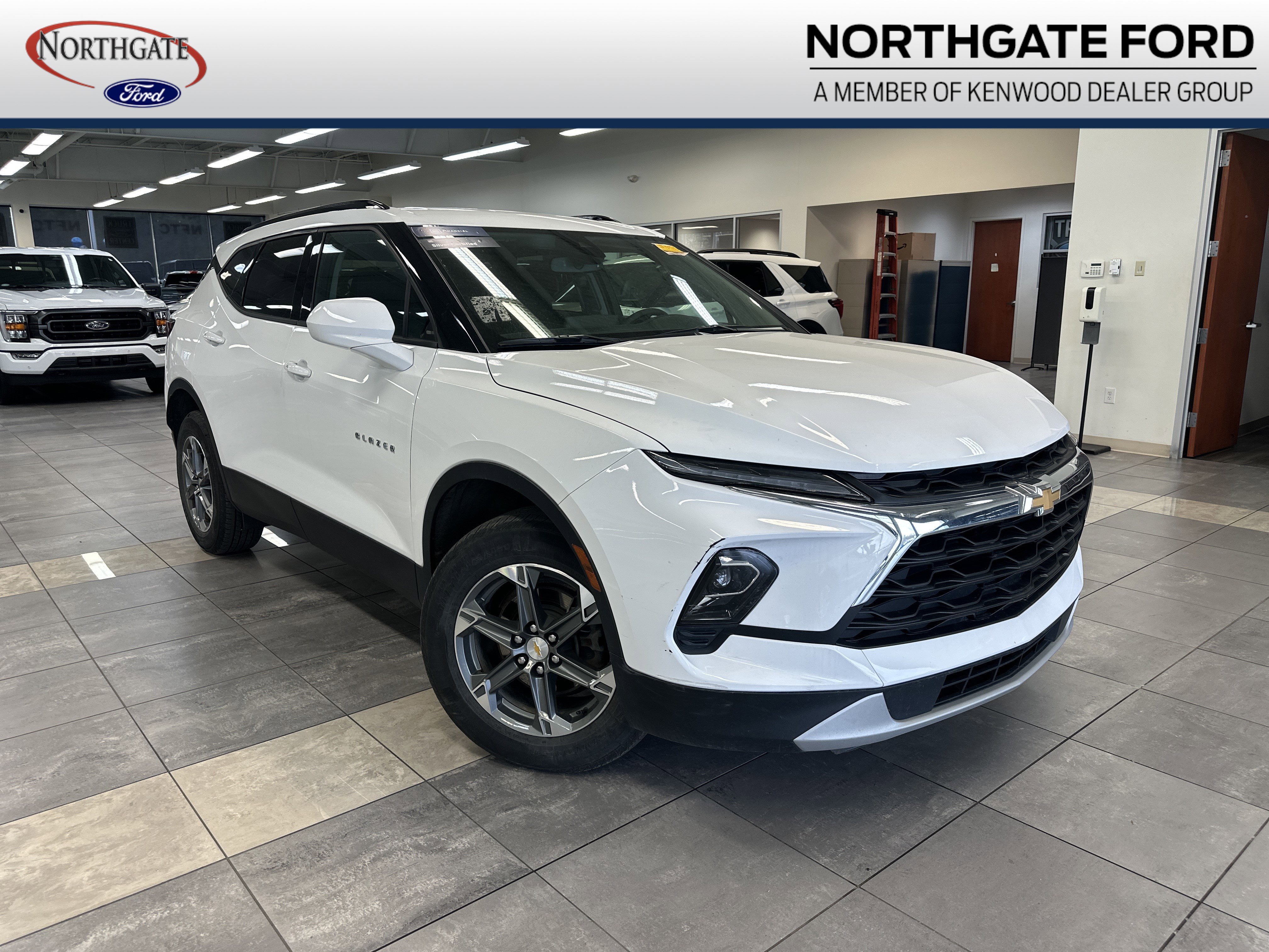 Used 2024 Chevrolet Blazer LT w/ Convenience Package image 1