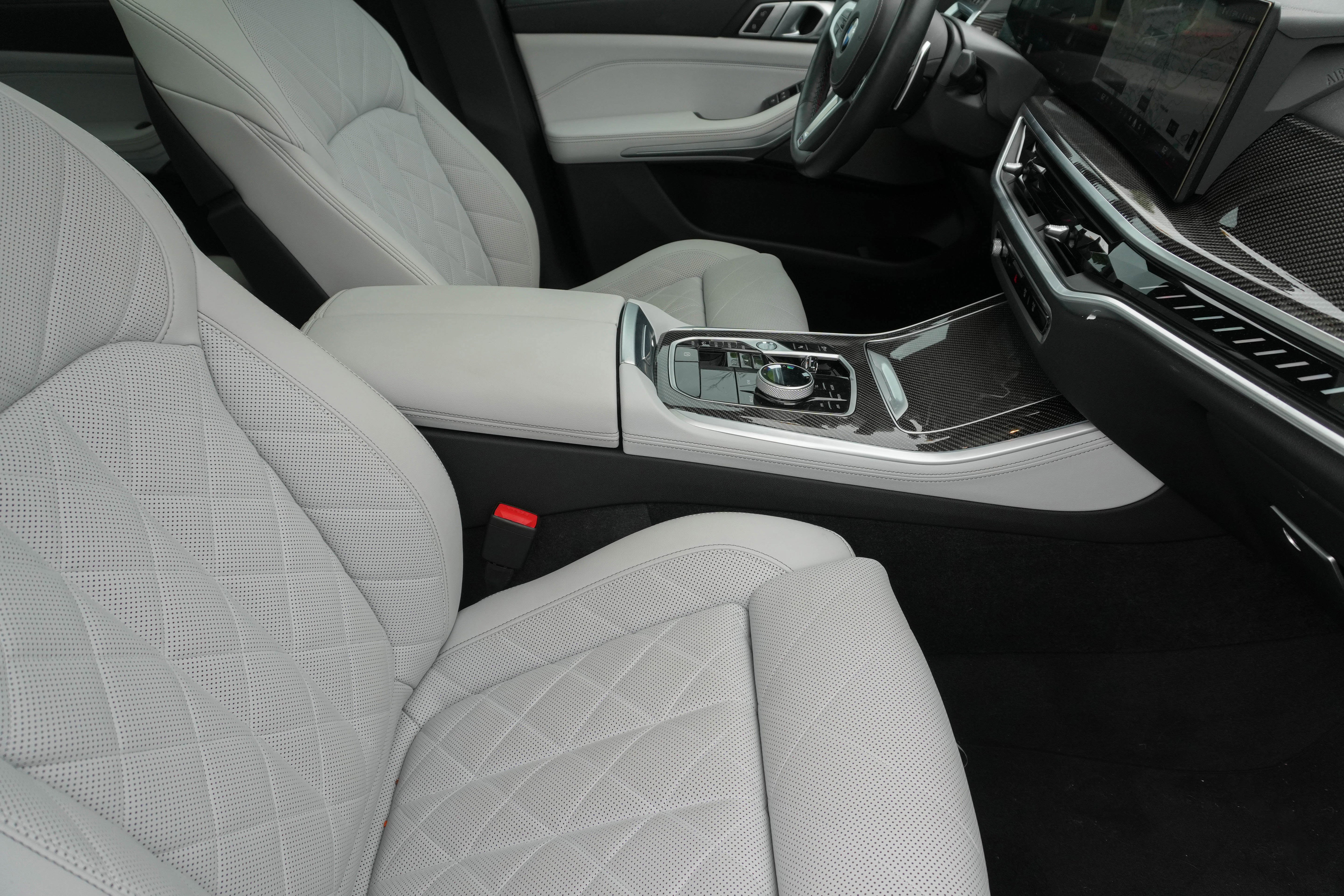 Certified 2024 BMW X5 M60i w/ Executive Package AWD/4WD image 13