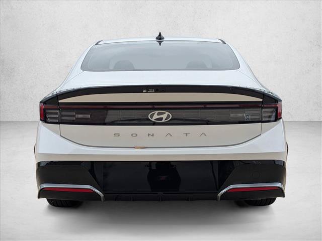 Used 2026 Hyundai Sonata SEL FWD image 8