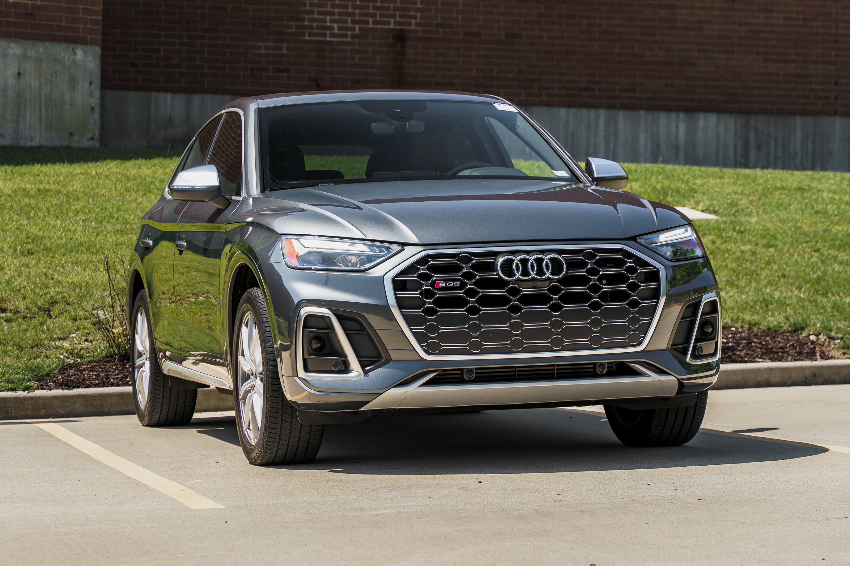 Used 2023 Audi SQ5 Premium Plus w/ Premium Plus Package AWD/4WD image 1