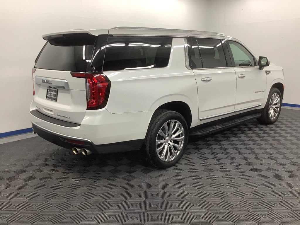 Used 2022 GMC Yukon XL Denali AWD/4WD image 26