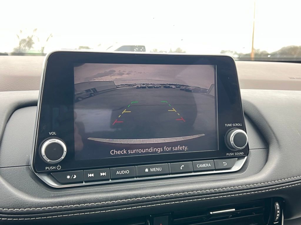 Used 2022 Nissan Rogue SV w/ SV Premium Package image 24