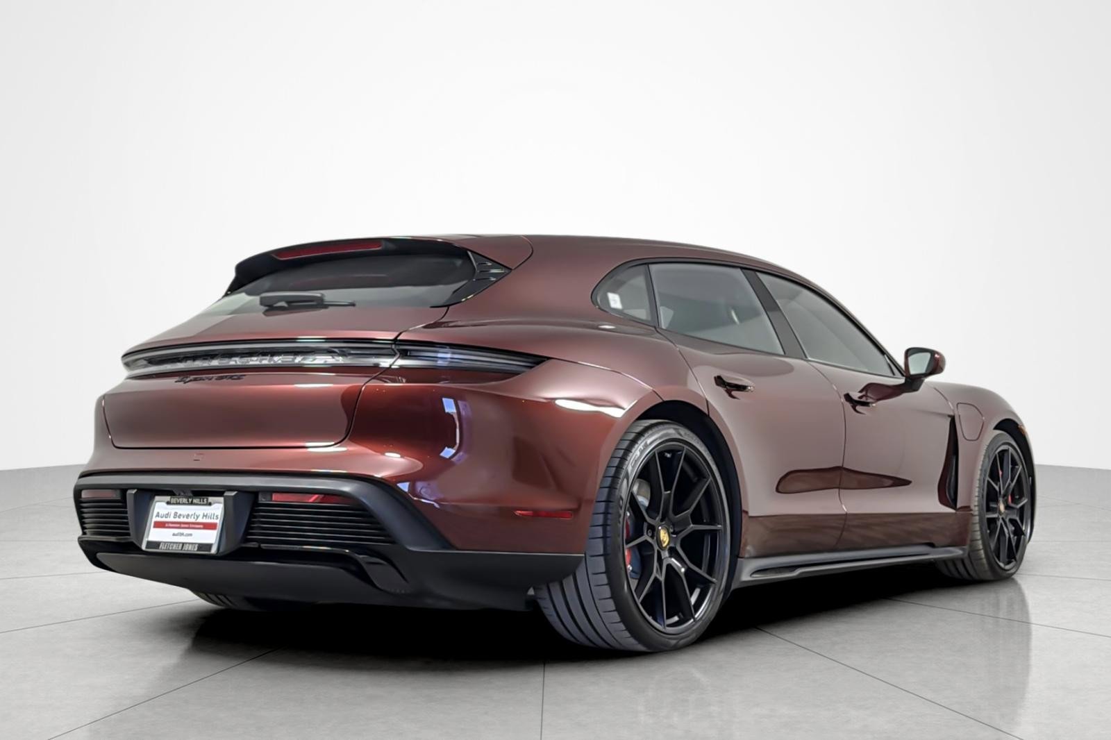 Used 2023 Porsche Taycan GTS AWD/4WD image 5