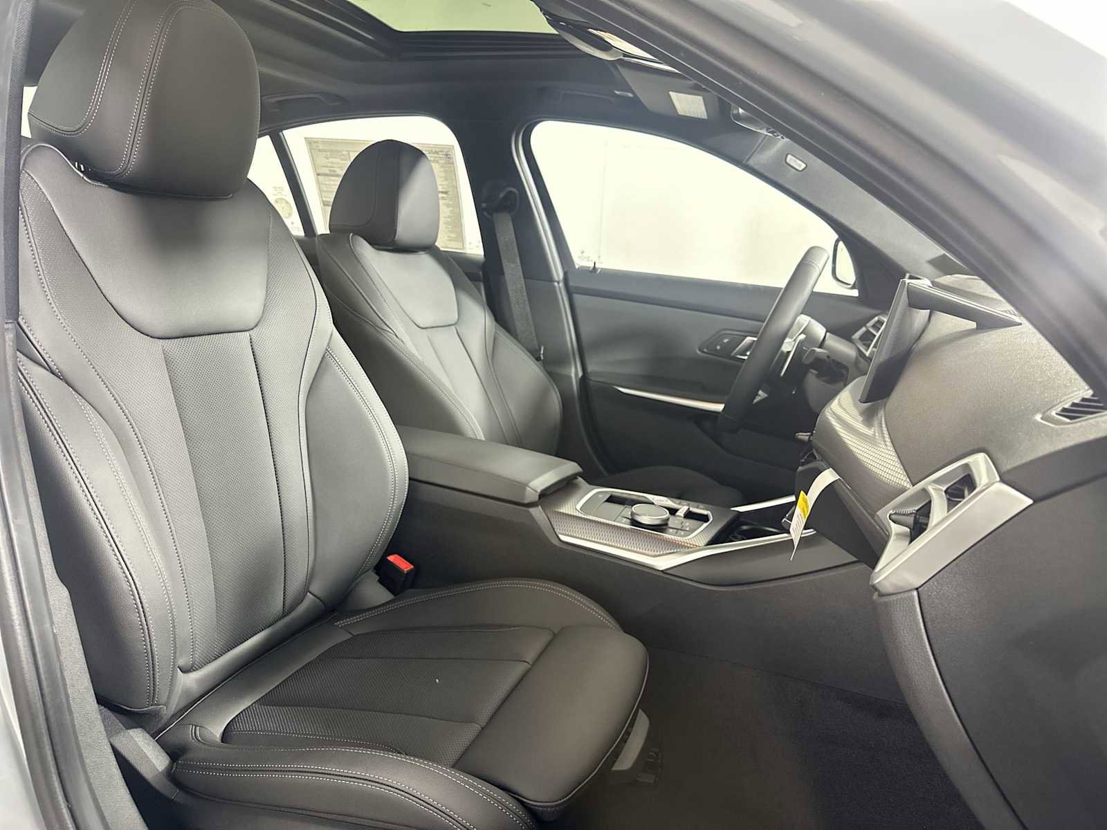 New 2026 BMW 330i xDrive Sedan w/ M Sport Package image 21