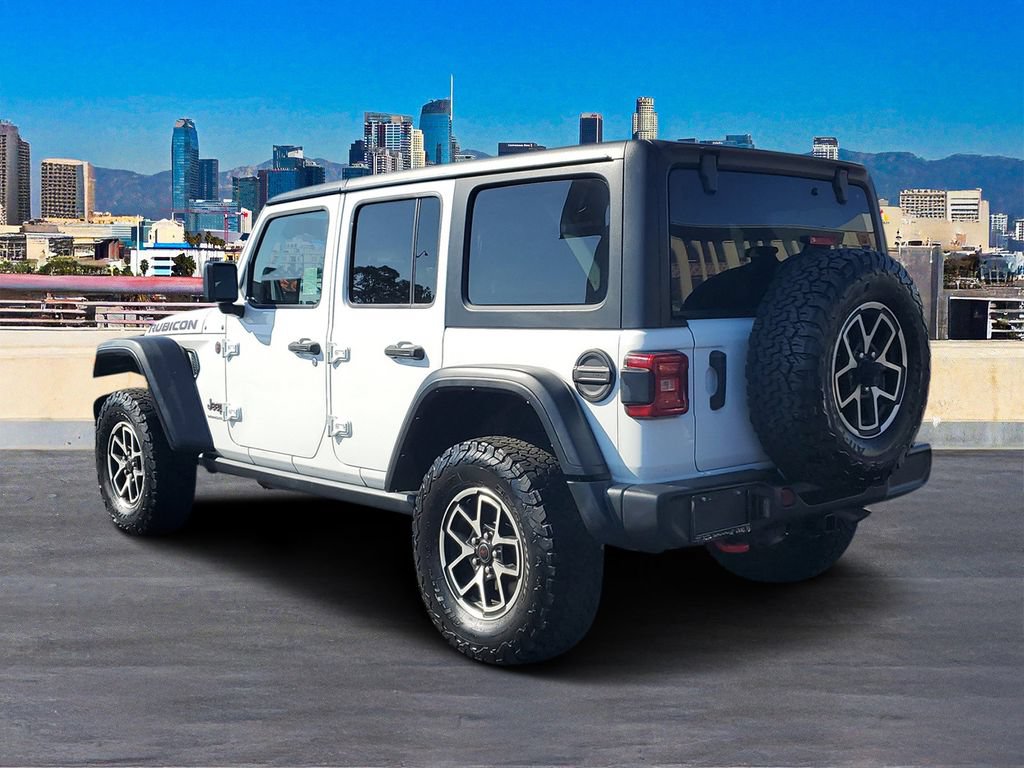 Used 2024 Jeep Wrangler Unlimited Rubicon AWD/4WD image 5
