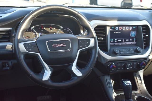 Used 2018 GMC Acadia SLT w/ LPO, Floor Liner Package AWD/4WD image 23