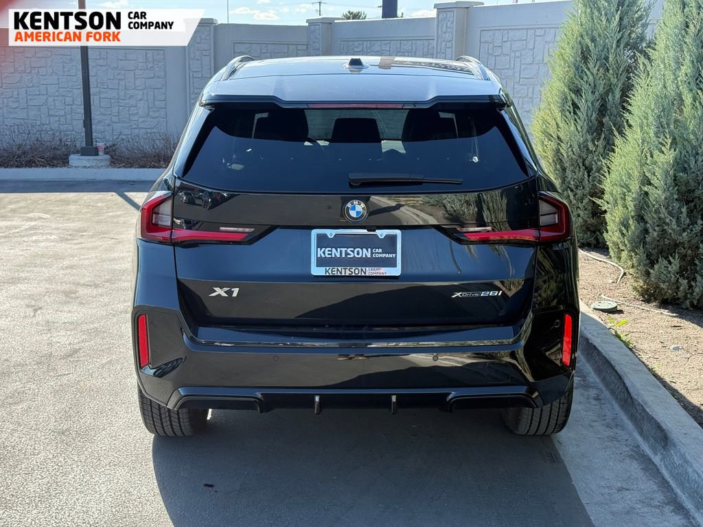 Used 2025 BMW X1 xDrive28i image 7