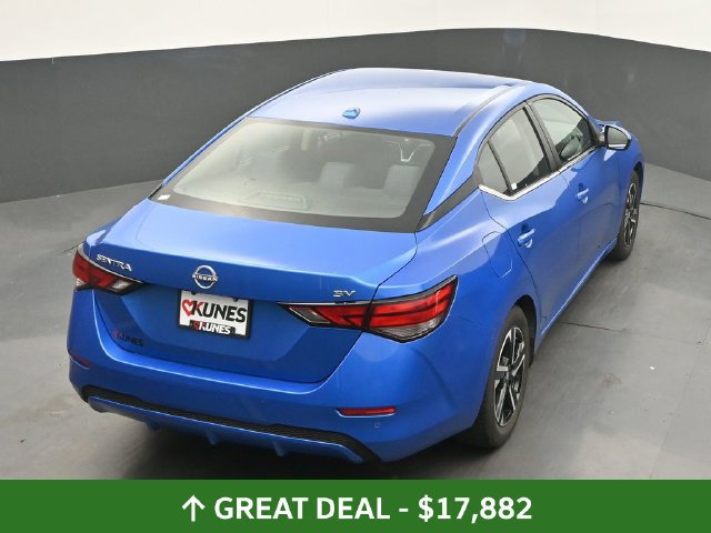 Used 2024 Nissan Sentra SV FWD image 13