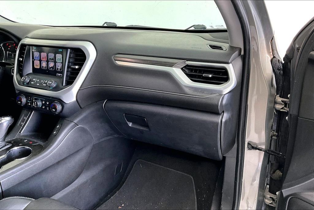 Used 2019 GMC Acadia SLT image 19