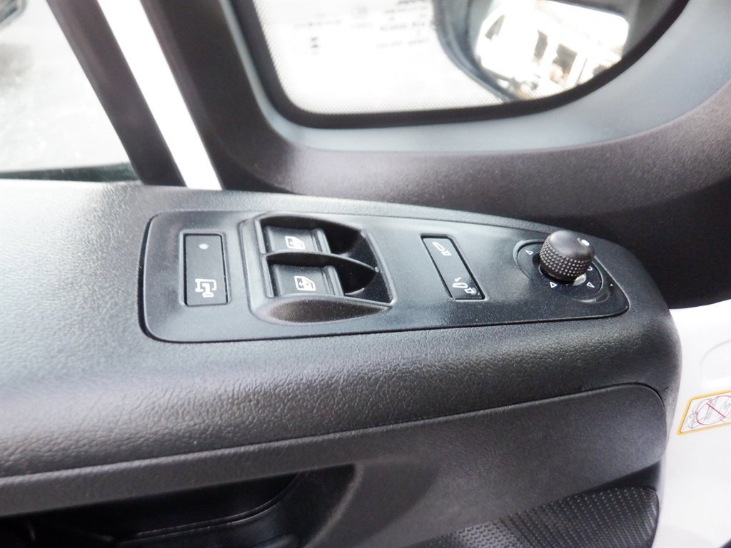Used 2024 RAM ProMaster 2500 w/ Convenience Group image 10