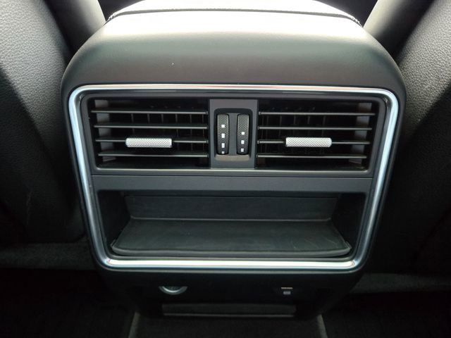 Used 2019 Porsche Cayenne AWD/4WD image 33
