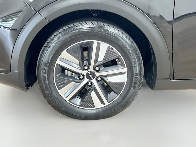 Used 2022 Kia Niro LXS image 29