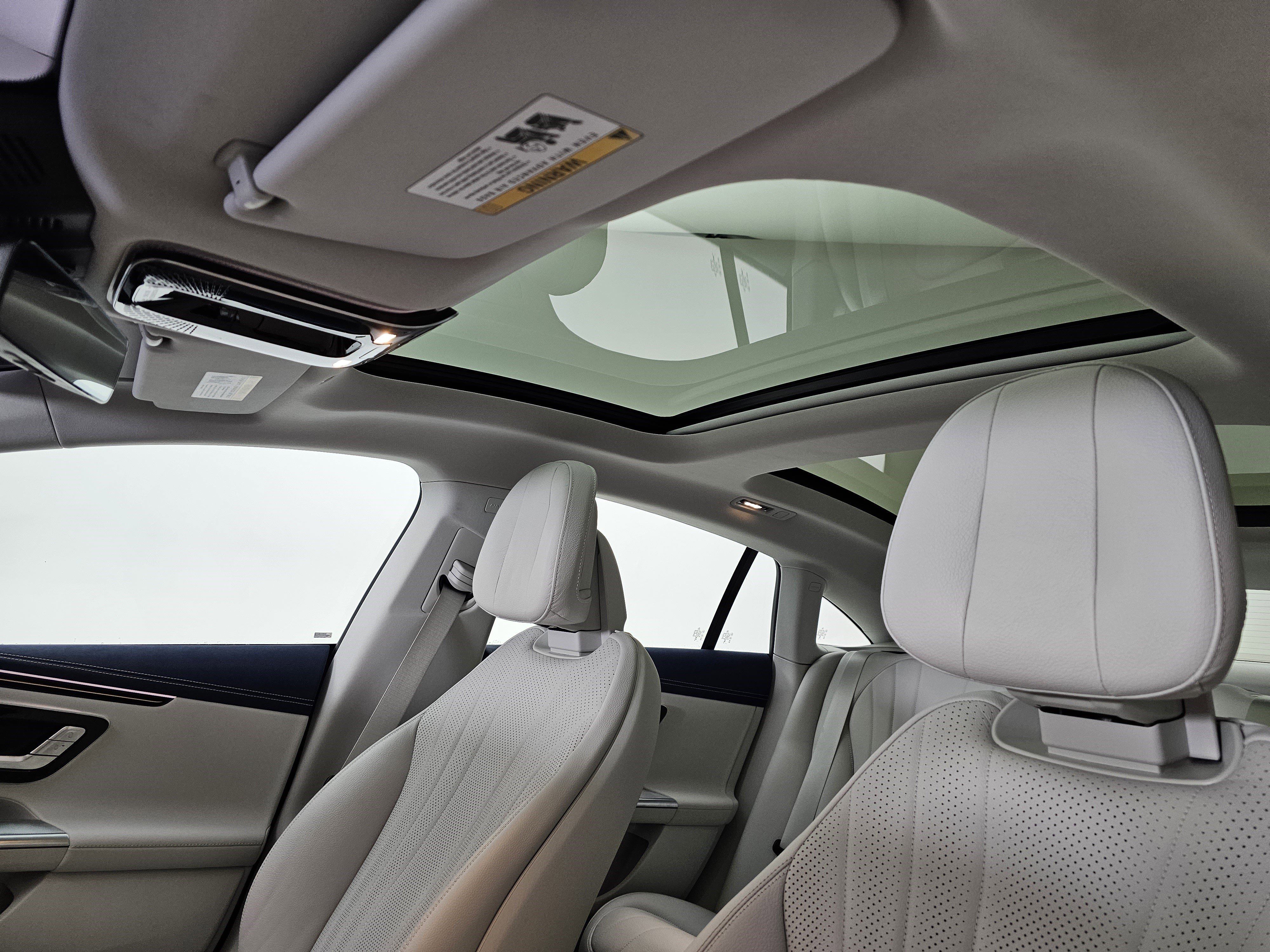 Used 2023 Mercedes-Benz EQE 350+ 4MATIC Sedan image 11