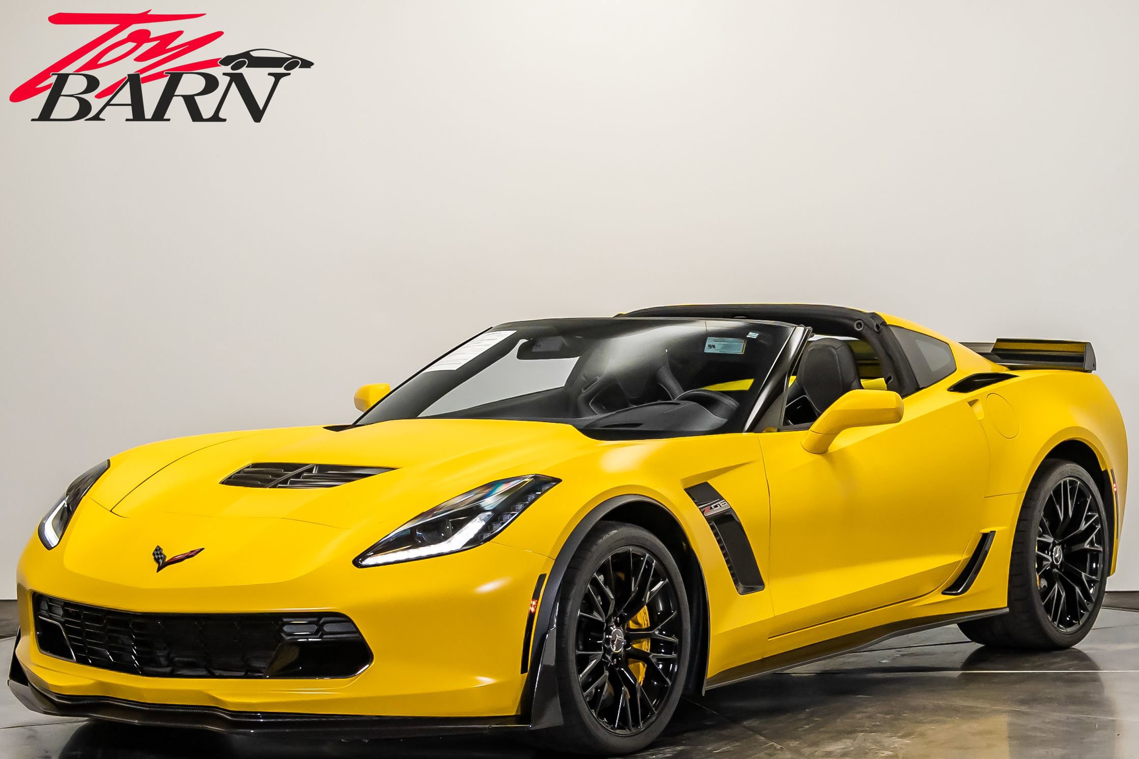 Used 2015 Chevrolet Corvette Z06 w/ 3LZ Preferred Equipment Group