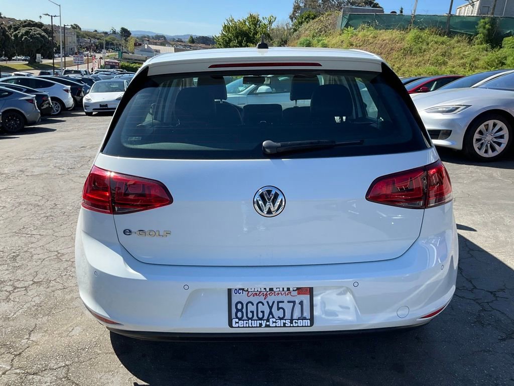 Used 2015 Volkswagen e-Golf SEL Premium image 4