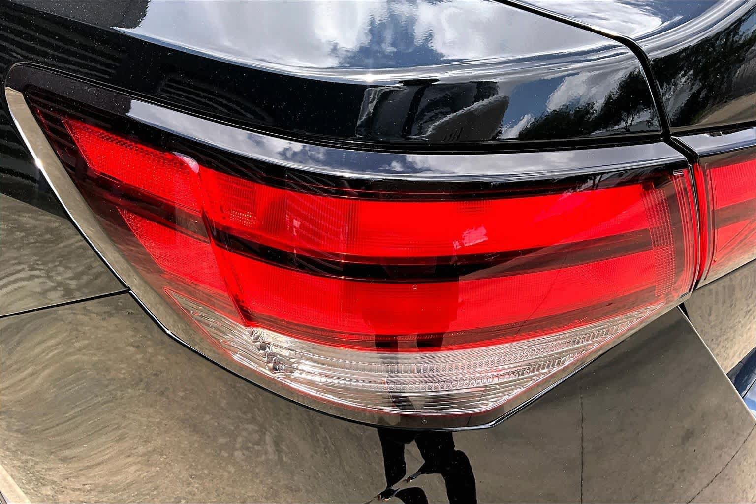 Certified 2025 Nissan Sentra SV w/ Trunk Package FWD image 28