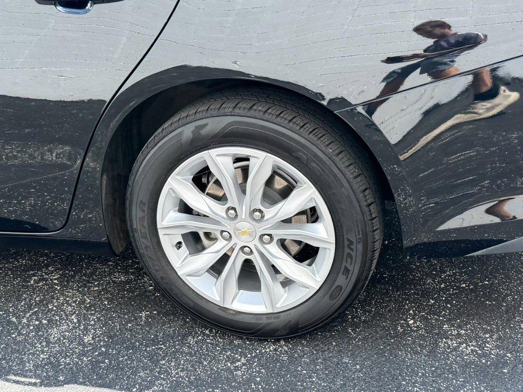 Used 2024 Chevrolet Malibu LT image 5