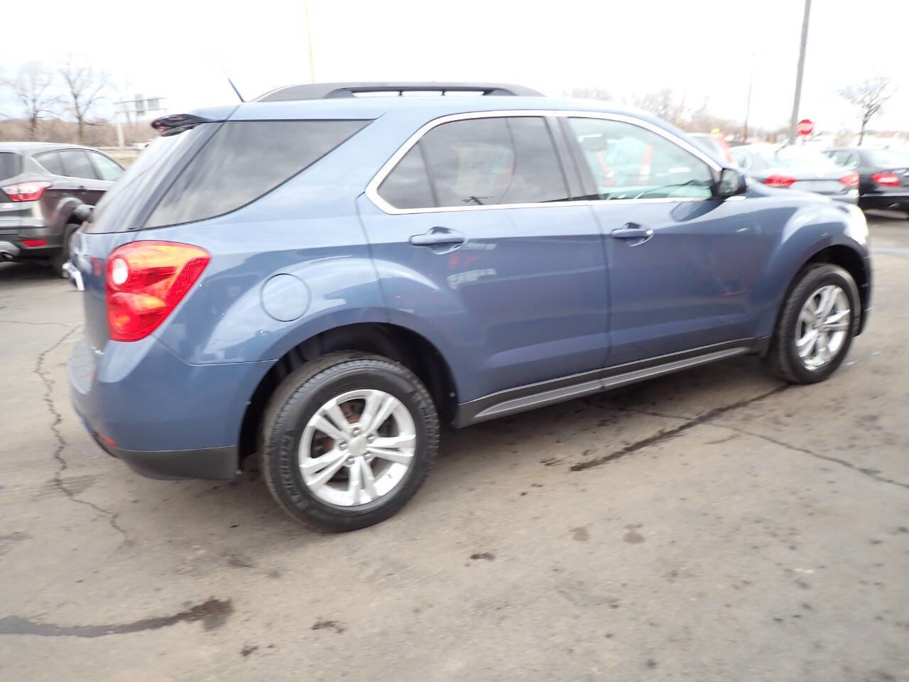 Used 2011 Chevrolet Equinox LT w/ Driver Convenience Package image 6
