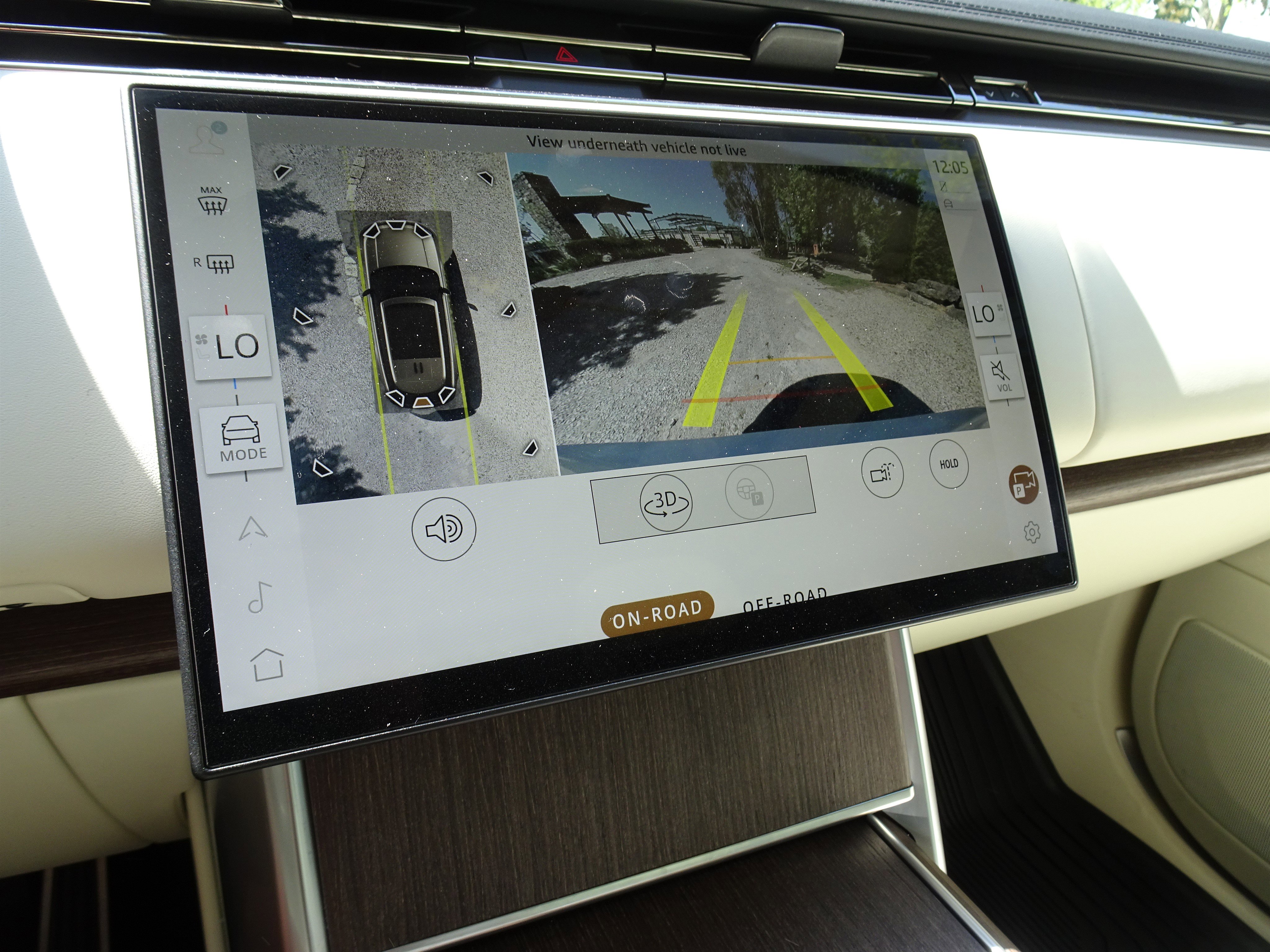 Certified 2025 Land Rover Range Rover SE AWD/4WD image 4