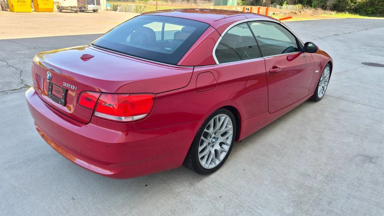 Used 2009 BMW 328i Convertible image 6