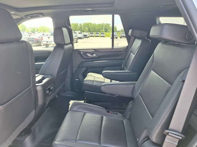 Used 2023 Chevrolet Tahoe Z71 w/ Luxury Package AWD/4WD image 44