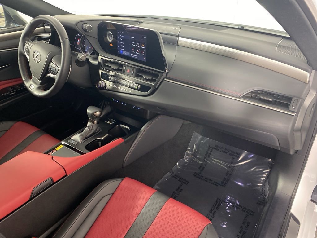 Used 2024 Lexus ES 350 F Sport w/ Accessory Package (Z2) image 33