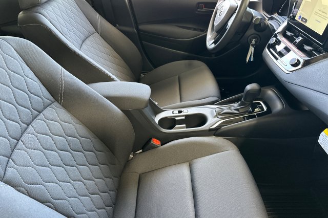 New 2027 Toyota Corolla LE w/ LE Premium Package FWD image 17