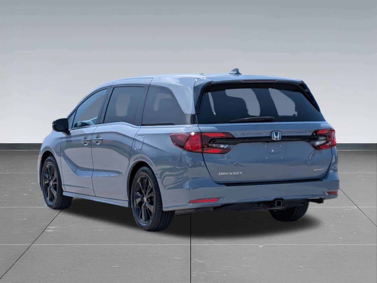 Certified 2023 Honda Odyssey Sport image 3