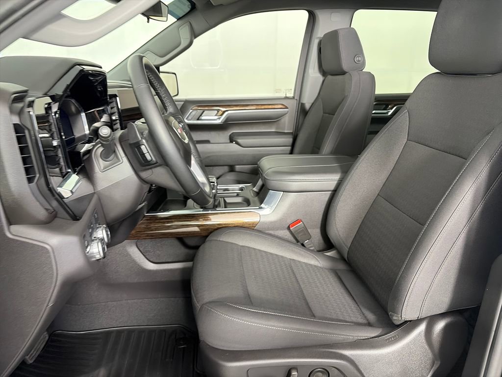 Used 2024 GMC Sierra 1500 Elevation w/ X31 Off-Road Package image 11