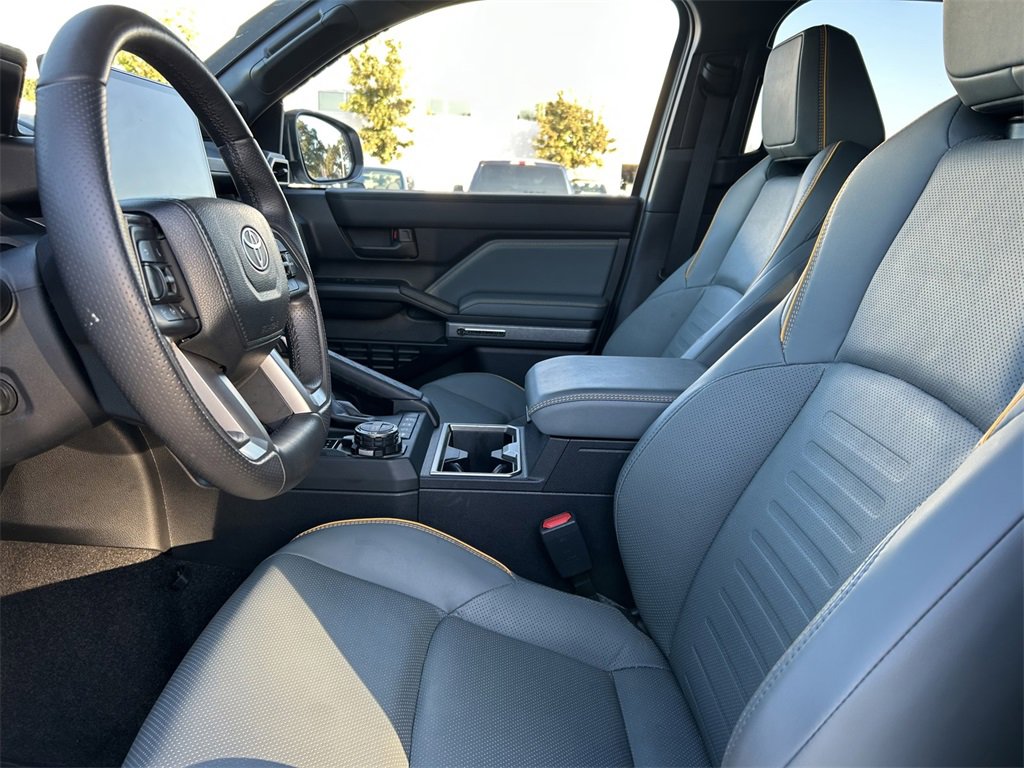 Certified 2025 Toyota 4Runner Trailhunter image 14