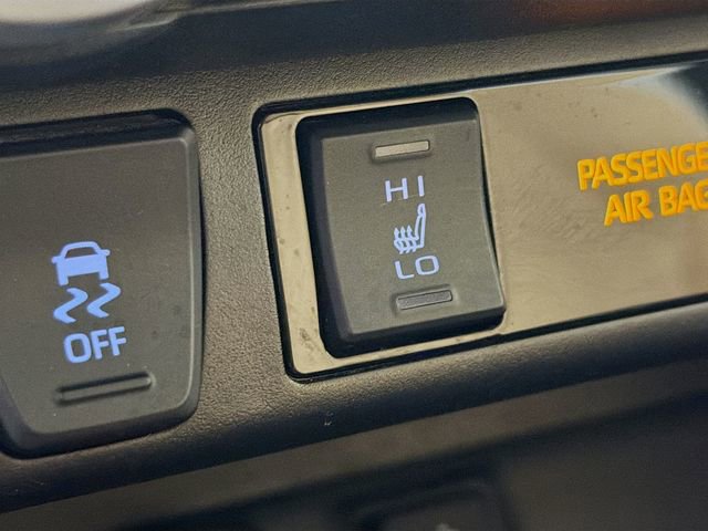 Used 2020 Toyota RAV4 XLE w/ Convenience Package AWD/4WD image 21