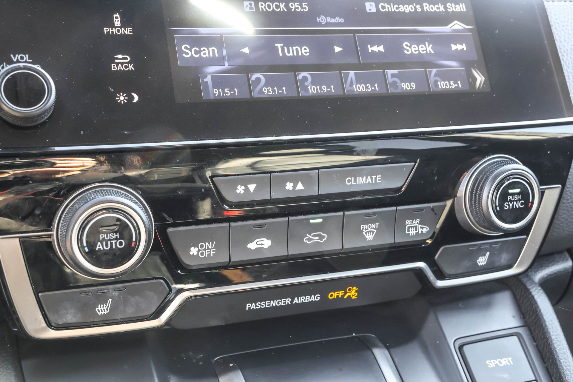 Used 2020 Honda CR-V Touring image 31