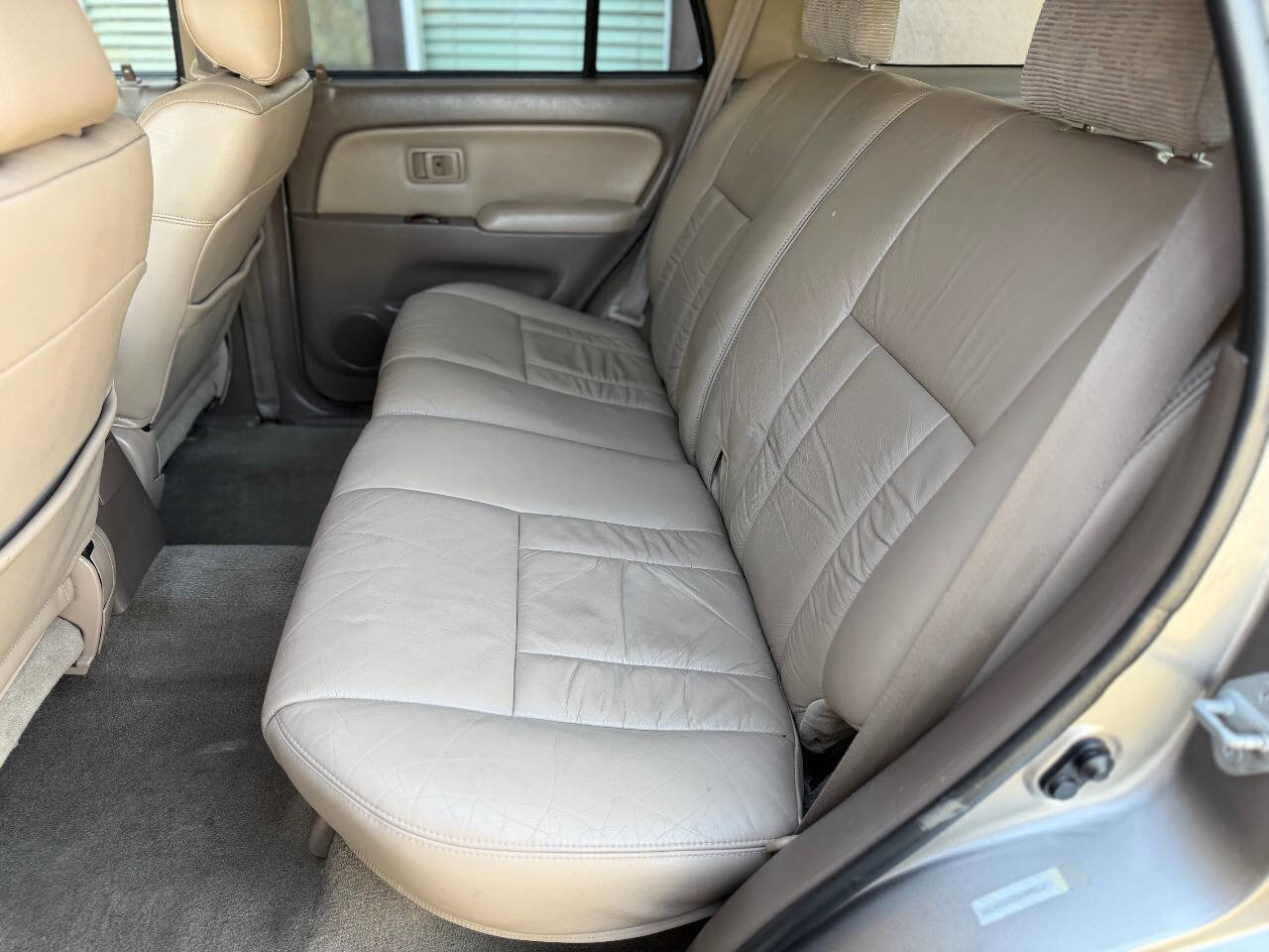 Used 2001 Toyota 4Runner Limited image 15
