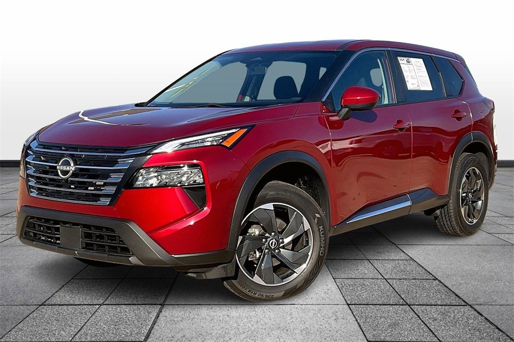 Used 2024 Nissan Rogue SV
