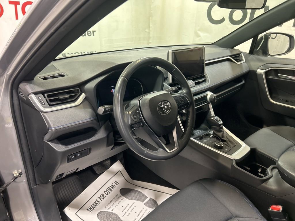 Used 2023 Toyota RAV4 SE image 26